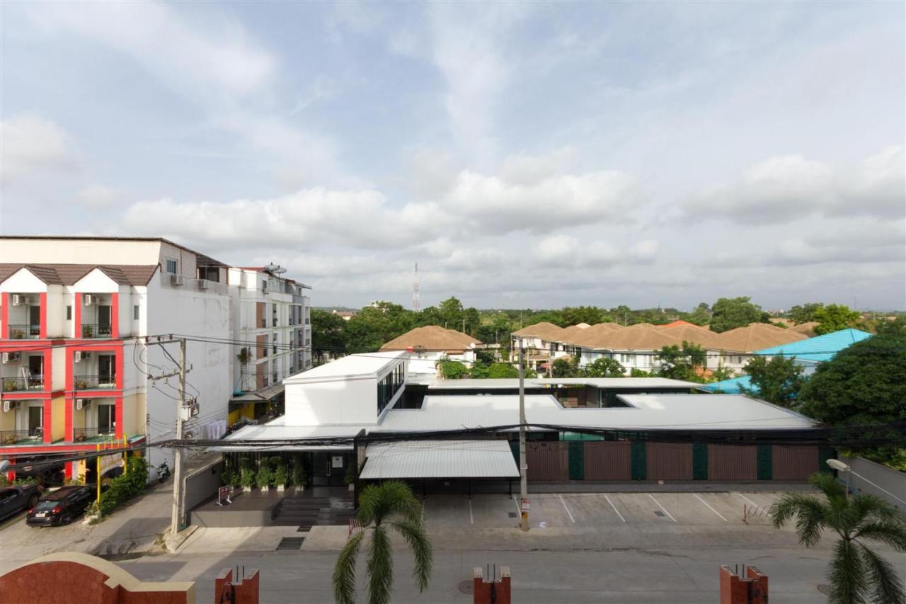 Seven Seas Resort Pattaya By Justin Pantai Jomtien Luaran gambar