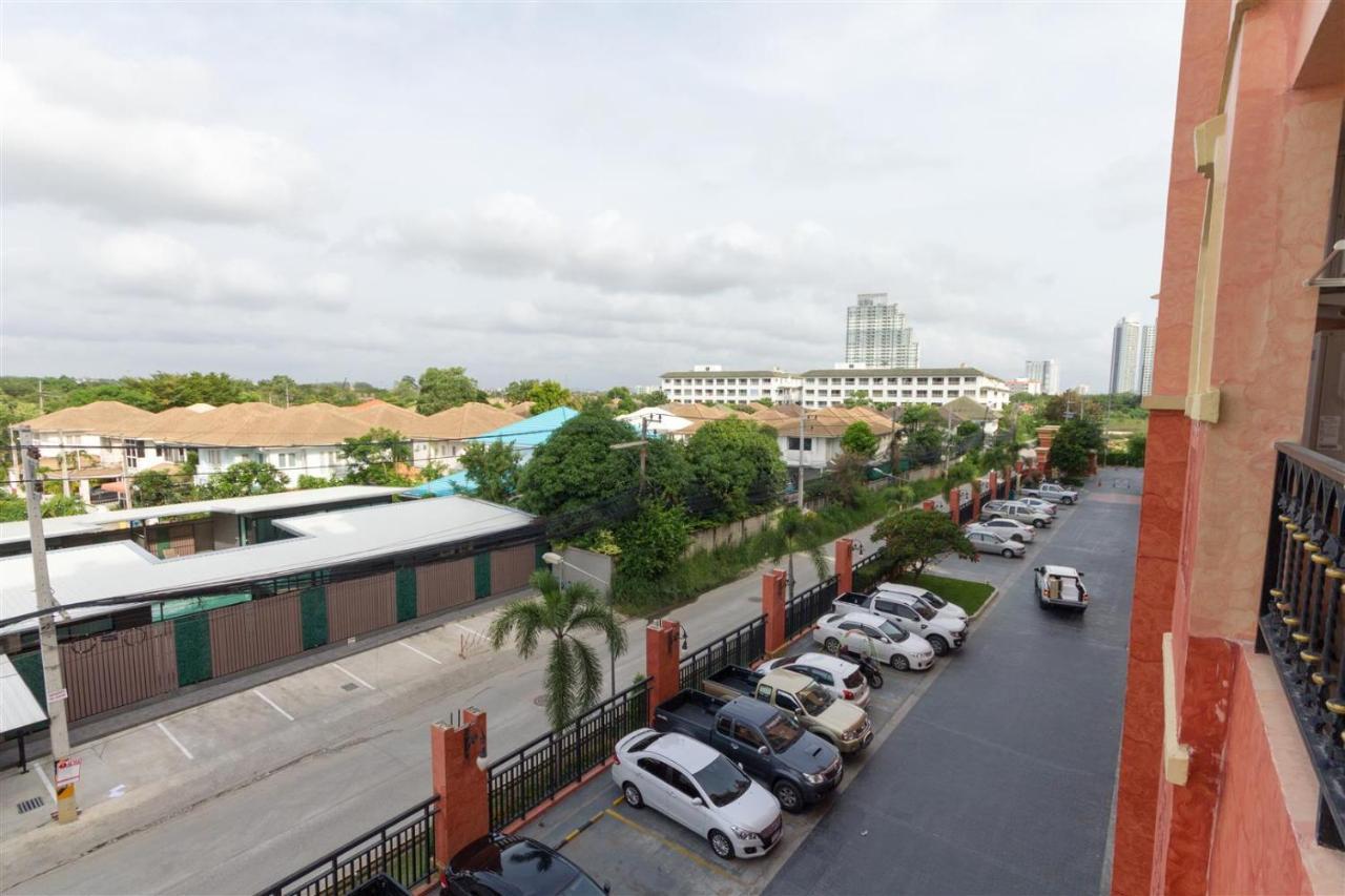 Seven Seas Resort Pattaya By Justin Pantai Jomtien Luaran gambar